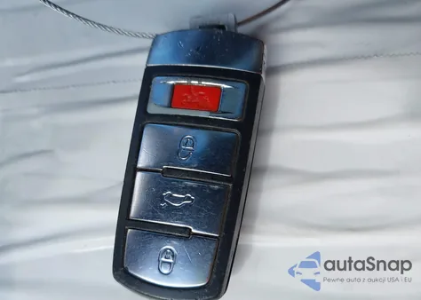 2015 Volkswagen Cc 2.0T Sport z USA, uszkodzony, nr VIN WVWBP7ANXFE803739